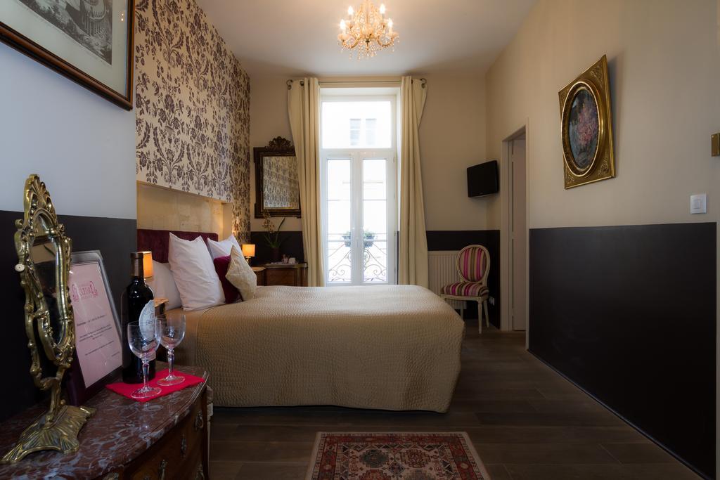 Au Coeur De Bordeaux B&B Habitación foto